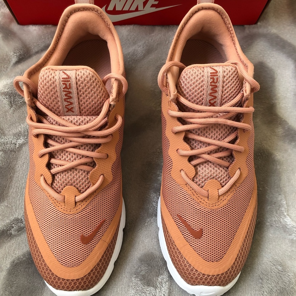 Women’s Nike Air Max Sequent 4.5